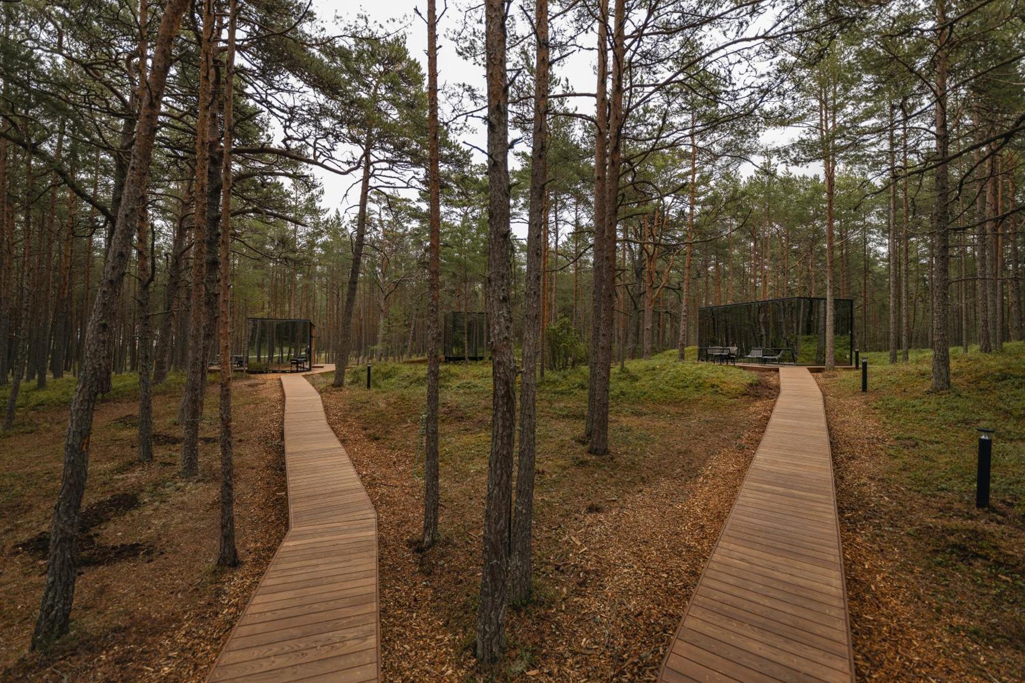 Oeoed Hoetels Lohusalu Leida & Enno Laulasmaa Exterior foto